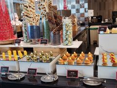 -圣丰索菲特·2 On 988 Café 自助餐厅