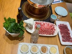 -额尔敦传统涮.冰煮羊火锅(乌兰察布体育场店)