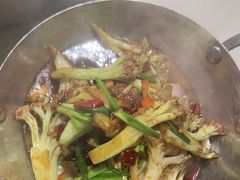 -小菜园新徽菜(镇江丹阳吾悦店)