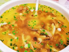 牛尾菌菇汤-中国饭店-餐厅