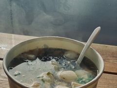 -手劲鱼丸馄饨铺(哈一百店)