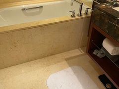 -上海波特曼丽思卡尔顿酒店