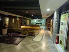 -绿岛汤泉韩式休闲会所