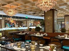 -半岛翡丽海鲜自助餐厅(观风亭店)
