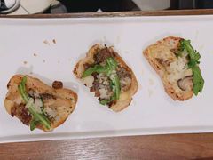 Tapas-必胜客(中大银泰店)