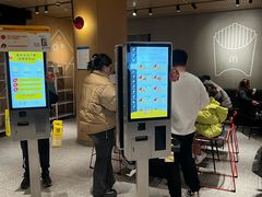-麦当劳(中山公园龙之梦店)