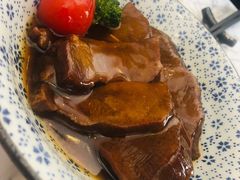 红烧牛舌-自由之丘