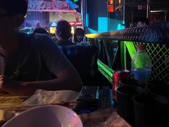 -UP嘻哈酒吧(粉巢店)