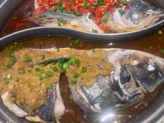 -阿瓦山寨·湘菜现炒·剁椒鱼头王(咸阳总店)
