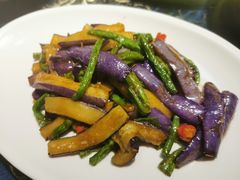 茄子炒刀豆-贯贯吉·清真餐厅(浙江中路店)