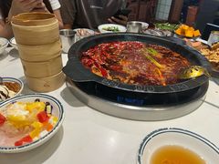 -卤校长老火锅(杨家坪直营店)