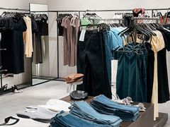 -URBAN REVIVO(七宝领展广场店)