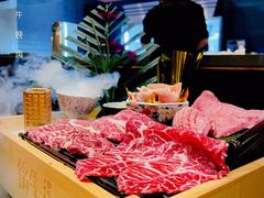 -铭牛烧肉·和牛海鲜自助(高新月牙湖店)