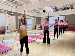 -炫艺舞蹈培训中心(枫尚奥特莱斯店)