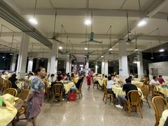 大堂-标记美食新鲜猪杂(兴南大道店)