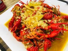 -百味手拨龙虾馆(愚园路店)