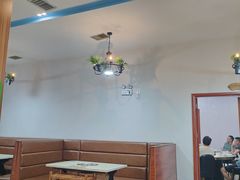 -三亚荣达餐厅潮汕牛肉火锅(网枝村分店)