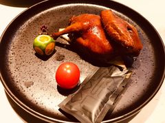 爆汁花椒脆皮乳鸽-柴门头啖汤·经典川菜·慢火汤品(锦城万达店)