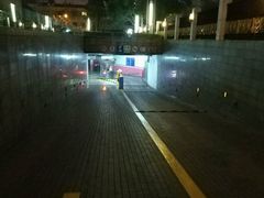 -世纪商贸广场-地下停车场