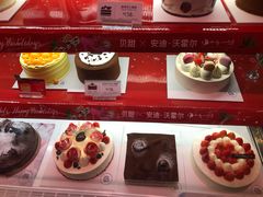 -巴黎贝甜(大宁国际商业广场店)