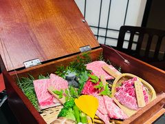 -山川小町·极番烧肉(新地假日广场店)