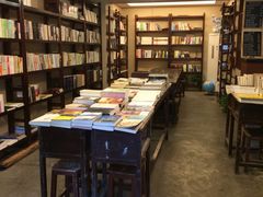 看书吧-看书吧(体育东横路店)