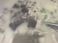 羊肉羊杂-野狗羊肉汤