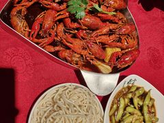 -龙巢盱眙龙虾·牛蛙·烧烤宵夜(八卦岭店)