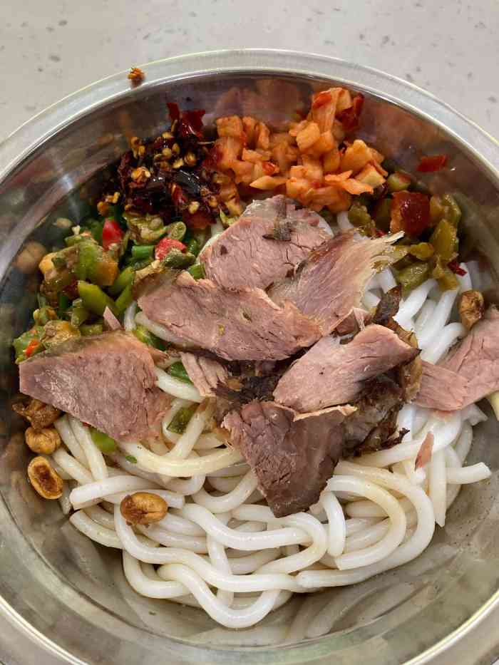 李氏紫竹林卤粉(雁峰路店)-"卤粉味道还是很赞的,点了几个凉菜,个人觉