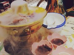 糖水捞火锅-五条人糖水铺(光谷世界城店)