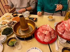 -洞庭洲·防空洞火锅·铜锅涮肉·烧烤(新百广场店)