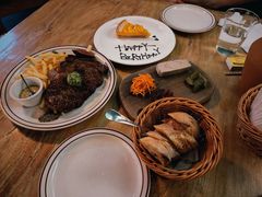 -羽深肉铺 Steak & Wine