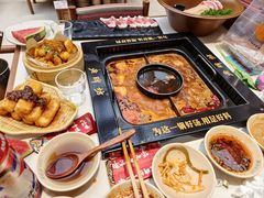 -老牌坊云南鱼豆花火锅(哈西万达店)