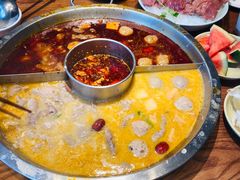 -佬土鹅肠火锅(解放路店)