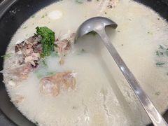 -香山湖家家宴(中山陵店)
