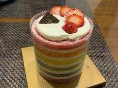 迷你彩虹蛋糕（小）-巴黎贝甜(泗泾店)