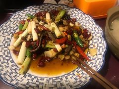 爆炒土鳝鱼-百年粉蒸牛肉