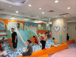 -孩子王童乐园(上海青浦吾悦广场店)