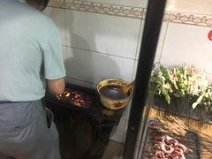 -张四烤羊肉(西藏自治区拉萨市丹杰林巷店)