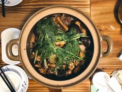 -食爺炭炉鸡煲·烧烤