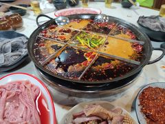 -铜元老码头鳝鱼火锅