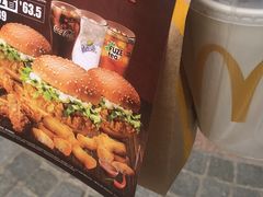 -麦当劳(欢乐谷店)
