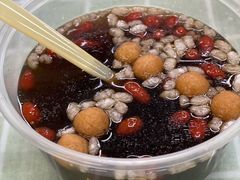 -红鼻子桂林米粉(金唐新光界店)