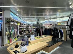 -Hopo Snow 城市滑雪空间(来福士广场购物中心店)