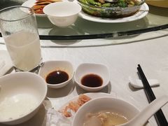 -榕树下海鲜馆(坪山路店)
