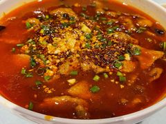 水煮牛肉-京味斋·北京烤鸭(北京南站洋桥店)