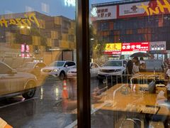 -必胜客(WOW梦之城店)