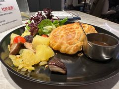 -必胜客(东大桥店)