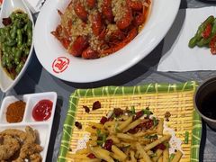 -肥肥虾庄·金牌油焖大虾(杨园滨江时代walk店)