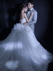 -女王风尚STUDIO·轻奢化定制